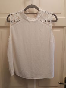 White lace design top size 12