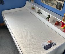 Single Bed with Pull Out Bed