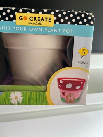 Paint your own flowerpot