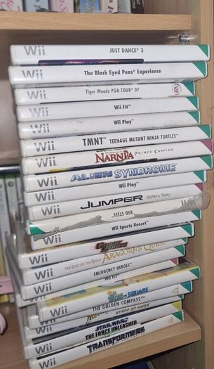 Nintendo Wii console with balance board and 21 games