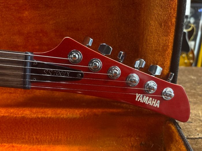 Yamaha SS700EX Candy Tone Red 1983