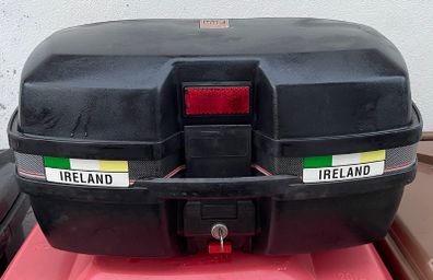GIVI motorcycle top box and mounting bracket (E45)