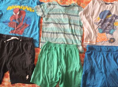 Boys clothes age 5 to 6 years