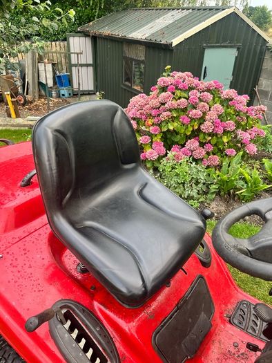 Ride on mower