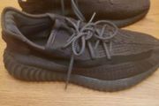 Adidas  Yeezy