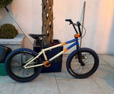 BMX bike