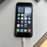 Iphone SE 2022 3rd gen like new, box, papers Image 2