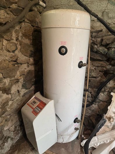 Energie thermodynamic solar hot water system