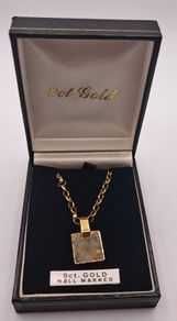9 ct yellow gold necklace