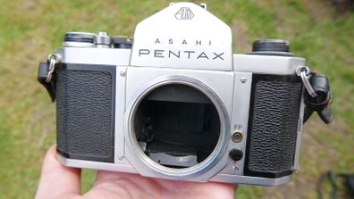 Asahi Pentax SL SLR 35mm Film Camera silver Body From JAPAN working