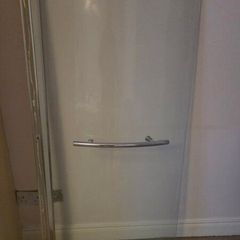 shower screen