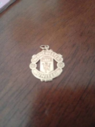 Gold pendant Manchester United