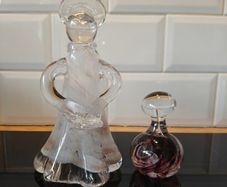 Collectors .. glass paperweight