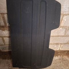 Parcel shelf