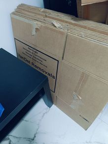 Packing box