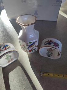Aynsley Small Asian Inspired Bird Vase (Pembroke Design) and Pair of(Pembroke Design) napkin rings