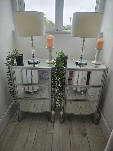 Mirrored bedside lockers
