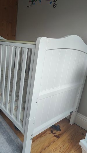 Cotbed