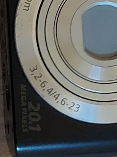 Sony Cyber-shot, Model DSC-W800, 20.1 Megapixels, 5 x optical Zoom, Battery Charged, Tested Fine, No Memory Card, Excellent Cosmetic Condition and working great