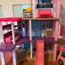 Barbie dream house Image 3