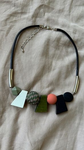 geometric statement collar necklace