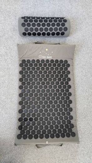 Sweaty Betty Yogi Bare Acupressure Mat And Pillow Set