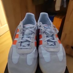 Addidas Sky blue with red stripe size 12 trainer