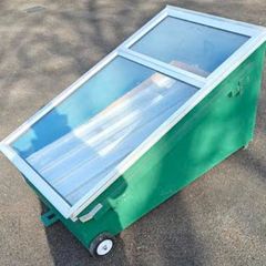 Beekeeping - Solar Honey Bee Wax Melter for Sale