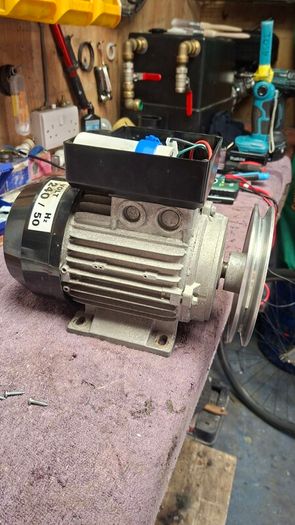 Single phase electric motor 2.2 kW (3.0 HP)