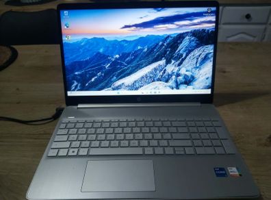 Hp Laptop / i7 12th Gen / 16GB / 512GB SSD