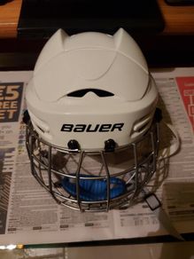 BAUER American Hockey Player Helmet, in like new unused condition, Top Quality