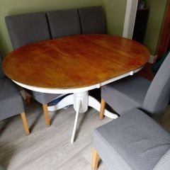 kitchen table that extense to go bigger