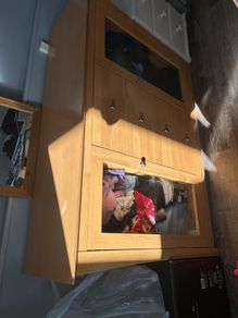 Wardrobe / cupboard