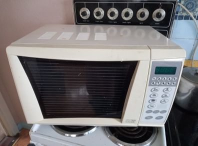 kitchen appliance microwave
