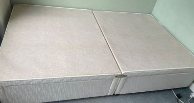 Small Double Bed base (4ft) (no mattress)