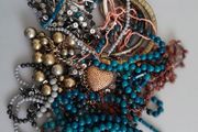 NECKLACES - Jewellery - Job Lot