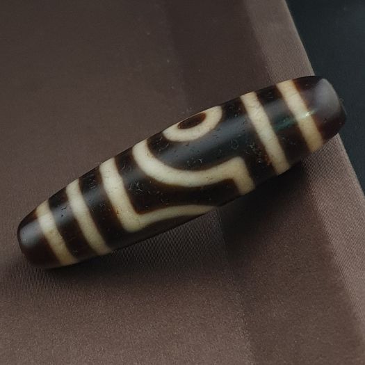 Antique Himalayan Tibetan 2 Eyes Agate Dzi Bead Amulet