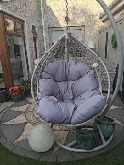 Egg Chair with cushion