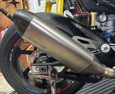 M1000R Full Exhaust Akrapovic