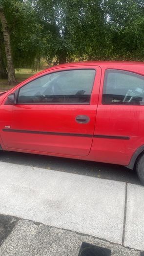 2005 Opel Corsa