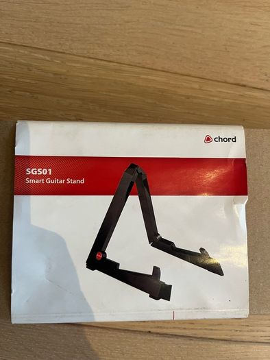 Chord SGS01 Folding Guitar Stand. Acoustic or Electric Guitar