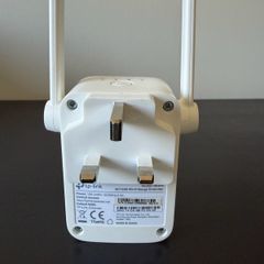 TP-Link RE305 WiFi extender
