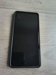 Pixel 7 + Spigen Case + Pixel Buds Pro
