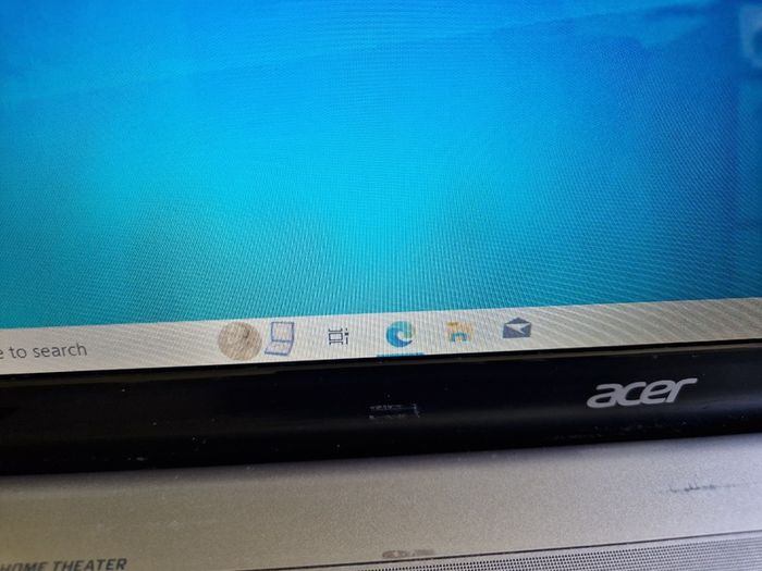 Acer Aspire Laptop, Windows 10, 6GB Ram, 500GB HDD, i3 Core, Microsoft Edge, Chrome,