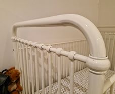 Incy Reese baby cot, metal cast iron vintage bed frame
