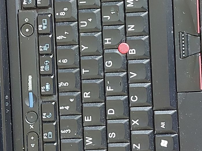 Lenovo Thinkpad T410, Intel Core i5 CPU M 520, 2.4GHz, Windows 10, 4GB Ram, 160GB HDD, Microsoft Edge, Chrome and VLC