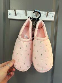 womens slippers