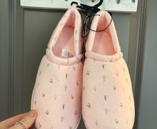 womens slippers