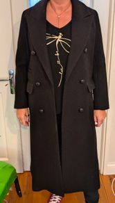 Long Black Gallery Coat