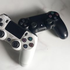 PlayStation  4 remote control s